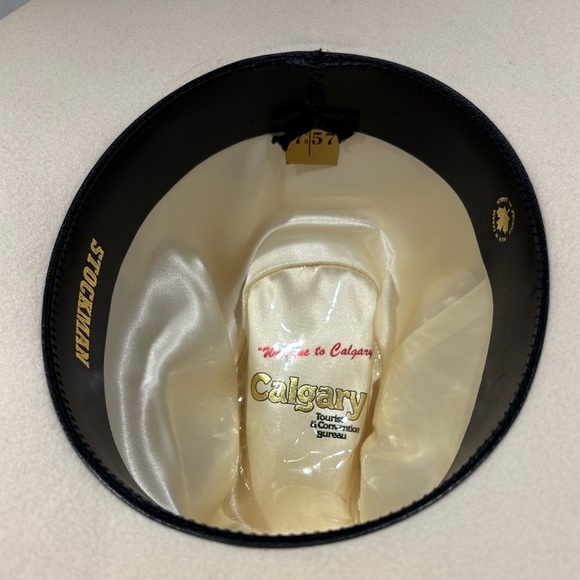 Vintage Stockman Calgary Cream Cowboy Hat with Feather - Size 7 1/8 (57) - Picture 10 of 15
